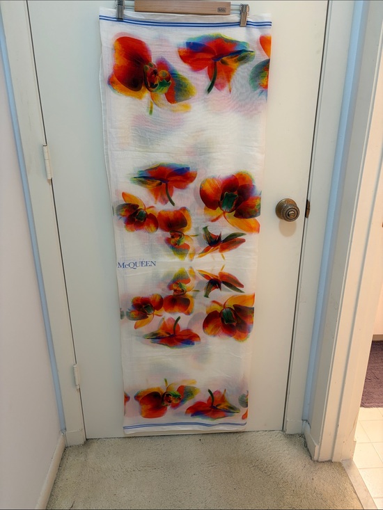 Alexander McQueen Accessories - Alexander McQueen Floral Scarf